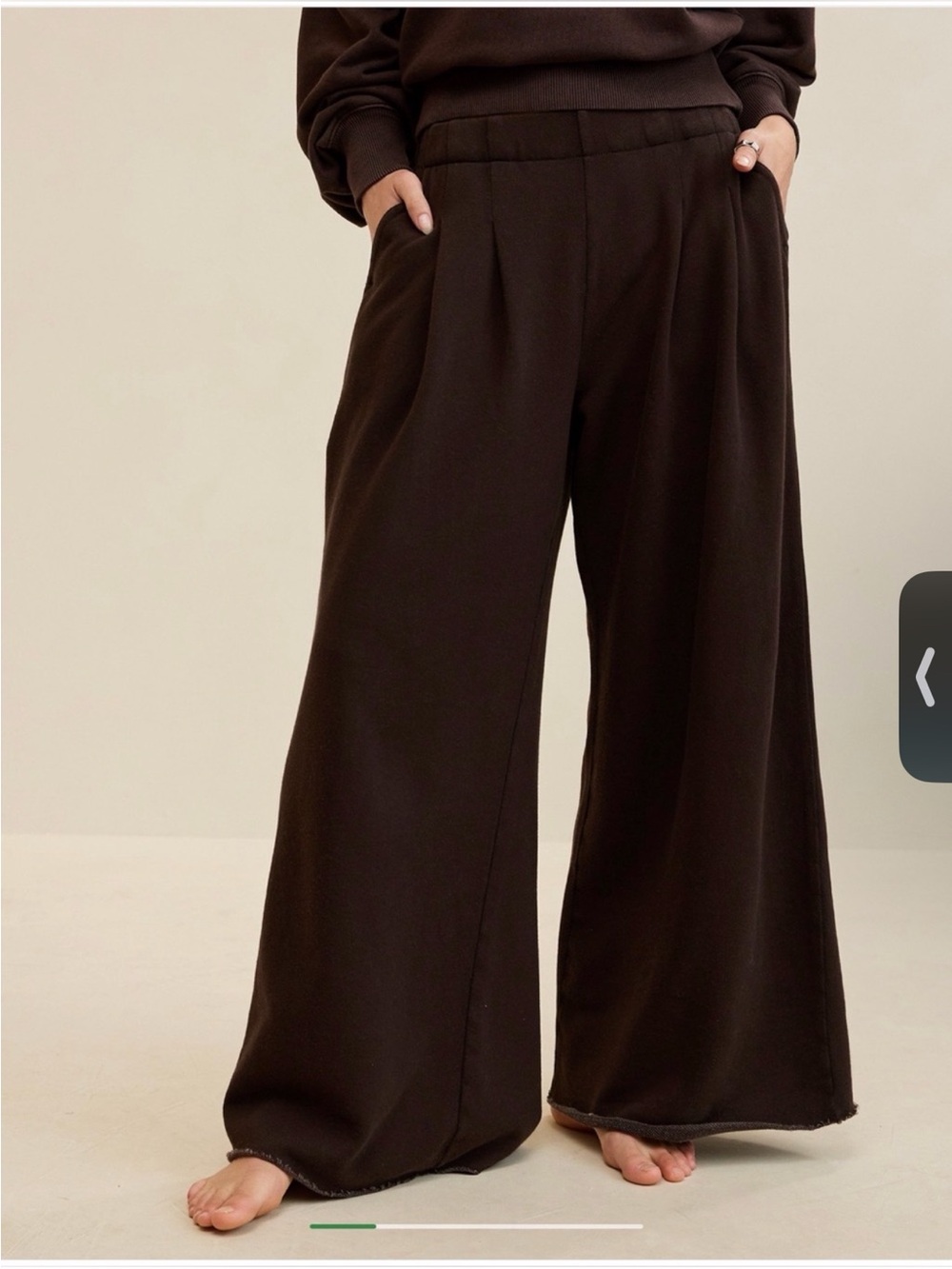 AERIE street trouser flare sweatpants - Picture 2 of 4